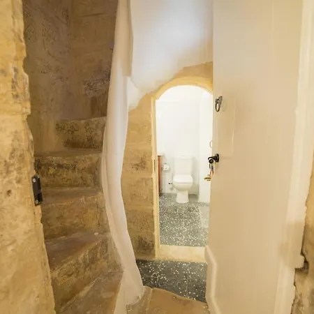 Ht1- Heritage Treasure By Vallettastay